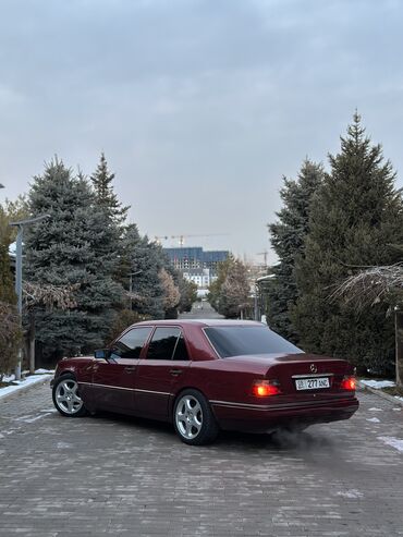 Mercedes-Benz: Mercedes-Benz W124: 1994 г., 2.2 л, Автомат, Бензин, Седан — 11