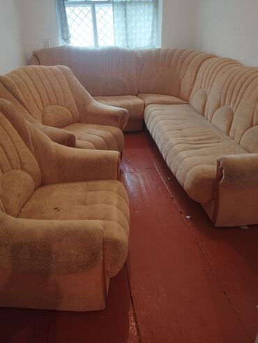 угловой диван с креслом: Угловой диван, цвет - Желтый, Б/у