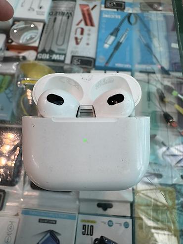ipod classic 7: AirPods 3 original Tecili satilir qiymet sondu Case in ici biraz — 1
