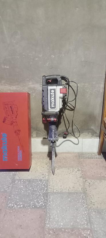 cəkic: Makute elektrikli dağıtma çəkici (Demolition Hammer) - Brend: Makute — 3