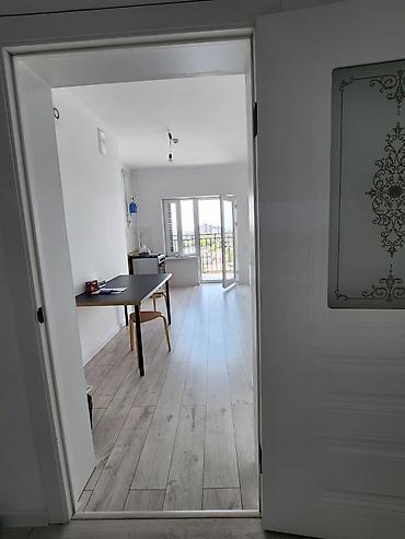 18: 1 комната, 42 м², Пишпек Элитка, 9 этаж, Свежий ремонт — 2