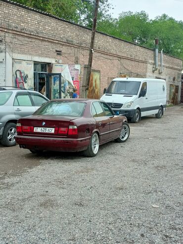 BMW: BMW 5 series: 1991 г., 2 л, Механика, Бензин, Седан