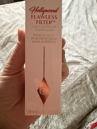 накладные усы купить: Charlotte Tilbury Hollywood Flawless Filter - Многофункциональный — 2
