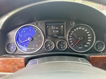Volkswagen: Volkswagen Touareg: 2003 г., Автомат, Бензин, Кроссовер — 5