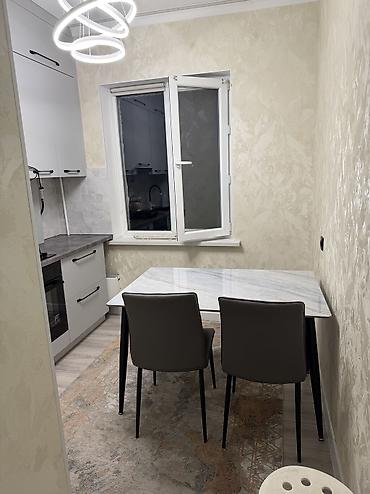 rent: Сдаю квартиру
12 мкр 
Возле церкви
2 х комнатная квартира с ремонтом — 3