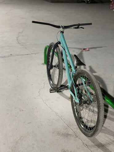 велосипед с фиксированной передачей купить: BMX велосипед, Рама M (156 - 178 см), Б/у