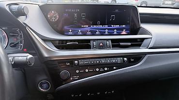 bmb e36: Lexus ES: 2019 г., 2.5 л, Автомат, Гибрид, Седан — 5