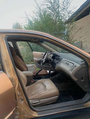 вмятина: Honda Accord: 2000 г., 2.3 л, Автомат, Бензин, Седан — 9