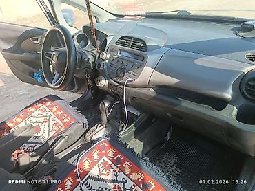 Honda: Honda Fit: 2010 г., 1.5 л, Автомат, Бензин, Хэтчбэк — 11