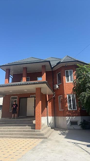 сдаю особняк под бизнес: Продаётся вилла 📍 Адрес: ул. Якова Логвиненко, 81 * Площадь дома — 1