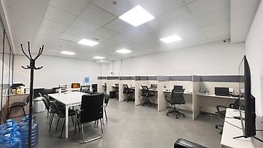 офис: Продажа офисов 42 м², С ремонтом, Бизнес центр, 5 этаж — 2