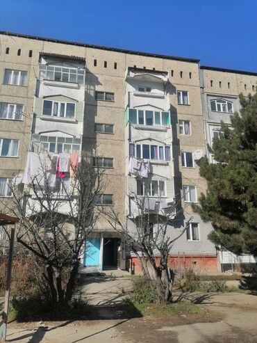 продаю дом в районе пишпек: 2 бөлмө, 54 кв. м, 3 кабат