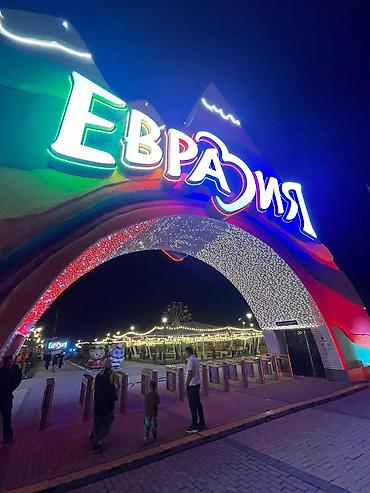 Изготовление рекламных конструкций: | Тонкие световые панели, Трафареты, Штендера, | Демонтаж, Ламинация, Монтаж — 2