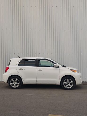 купить маленькую машину недорого: Scion xD: 2008 г., 1.8 л, Автомат, Бензин, Хетчбек