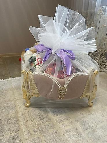 Пуфики: Севеты на тои - Обивка: светлая, бархатистая ткань с кантом по верху — 7