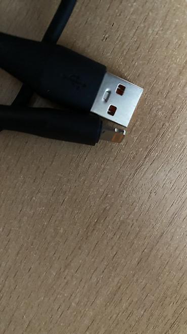 зарядка на iphone: Кабель USB — Lightning, черный - Разъемы: USB-A (стандартный) → — 1