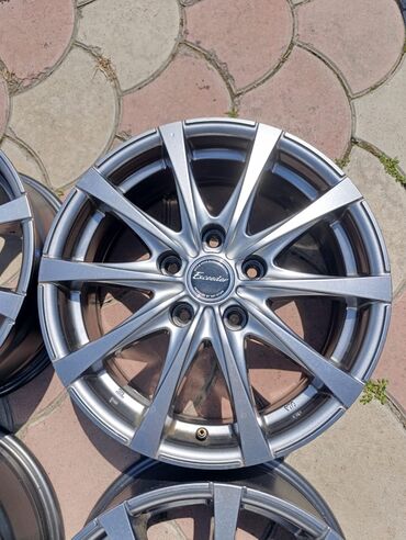 Диски: Литые Диски R 16 Комплект, отверстий - 5, Б/у at lalafo.kg — 5 Диски: Литые Диски R 16 Комплект, отверстий - 5, Б/у — 5