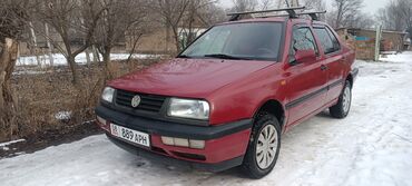 Volkswagen: Volkswagen Vento: 1992 г., 1.8 л, Механика, Бензин, Седан