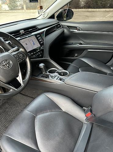 Toyota: Toyota Camry: 2018 г., 2.5 л, Вариатор, Гибрид, Седан — 8