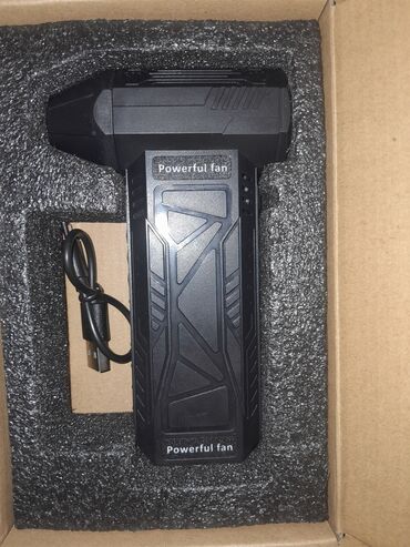 Masaüstü kompüterlər və iş stansiyaları: Güclü ventilyator – USB ilə doldurulan portativ soyuducu