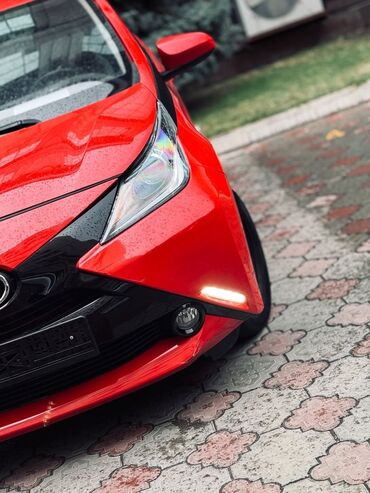 Toyota: Toyota Aygo: 2016 г., 0.1 л, Автомат, Бензин — 5