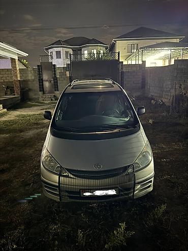Toyota Previa: 2002 г., 2.4 л, Механика, Бензин, Минивэн