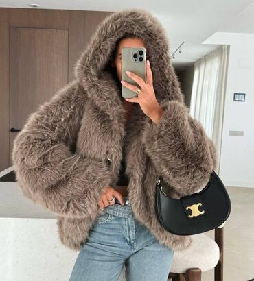 Krzneni kaputi: Sa postavom, Veštačko krzno, bоја - Siva — 11