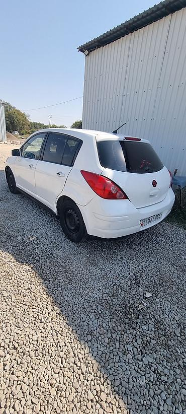 ниссан пулсар: Nissan Tiida: 2006 г., Хэтчбэк — 4