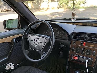 Mercedes-Benz: Mercedes-Benz C-Class: 1993 г., 1.8 л, Автомат, Бензин, Седан — 6
