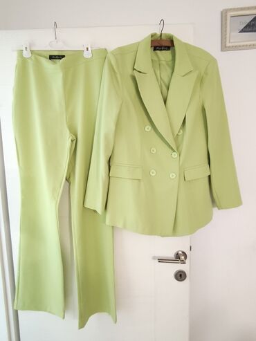 bershka pantalone zenske: XL (EU 42), Poliester, Jednobojni, bоја - Zelena