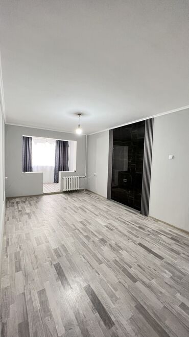 продаю 1 комнатный квартиру: 3 комнаты, 58 м², 104 серия, 1 этаж, Евроремонт