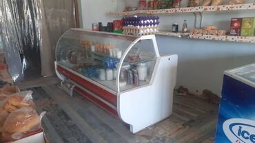 Dərin dondurucular: Vitrin soyuducu tam islekdir . Qiymet 500 man Unvan;Bilgeh 6400