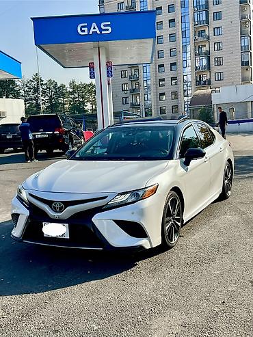 corolla 2022: Toyota Camry: 2018 г., Автомат, Бензин, Седан — 2