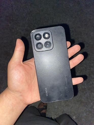 Мобильные телефоны и аксессуары: Honor X8c, Б/у, 128 ГБ, цвет - Черный — 1