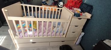 детские кроватки разных размеров: Односпальная кровать, Для девочки, Для мальчика, Б/у