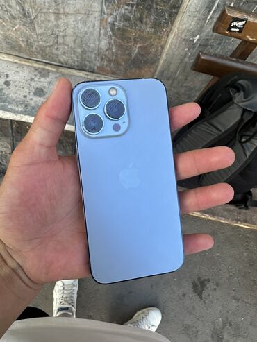 Apple iPhone: IPhone 13 Pro, Б/у, 256 ГБ, Blue Titanium, Чехол, 83 %