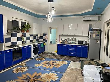 Продажа коттеджей и домов: В продаже Дом с огородом 18 соток . Для более детального обсуждения — 10