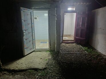 Həyət evləri və villaların satışı: 6 otaqlı, 108 kv. m, Kredit yoxdur, Orta təmir — 12