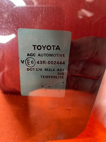 e6: Заднее боковое стекло (форточка/створка) Toyota, оригинал AGC — 2