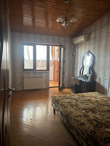 bayil ev satlir: 2 otaqlı, 56 kv. m — 1
