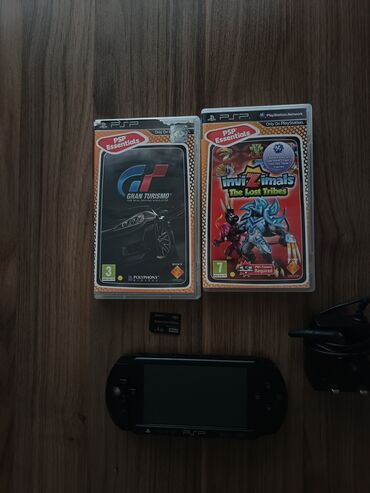 dişlər: Əla Vəziyyətdə PSP + 2 Orijinal Oyun Diski + 4GB Yaddaş Kartı Az