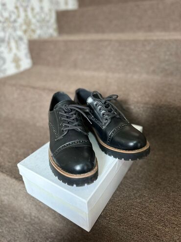 обувь ручной работы бишкек: Оксфорды, 38, Zenden, Новый, цвет - Черный, Платная доставка, Самовывоз