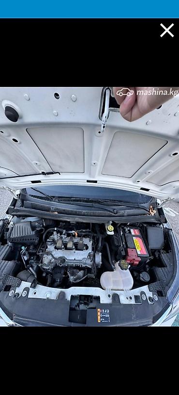Chevrolet: Chevrolet Spark: 2019 г., 1 л, Вариатор, Бензин, Хэтчбэк — 4