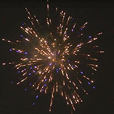 на камерный свет: Салюты, петарды, холодные фонтаны и фейерверки в Кыргызстане! — 4