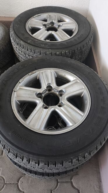 купить электромотоцикл в бишкеке: Дөңгөлөктөр монтажда 275 / 65 / R 18, Кыш, Колдонулган, Комплект, Жол тандабастар (АТ/МТ), Куйма, тешиктери - 5
