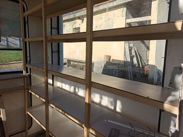 Garaže: Veoma dobar, opremljen kiosk 2x2m, od poliestera, ali mnogo debljeg — 11