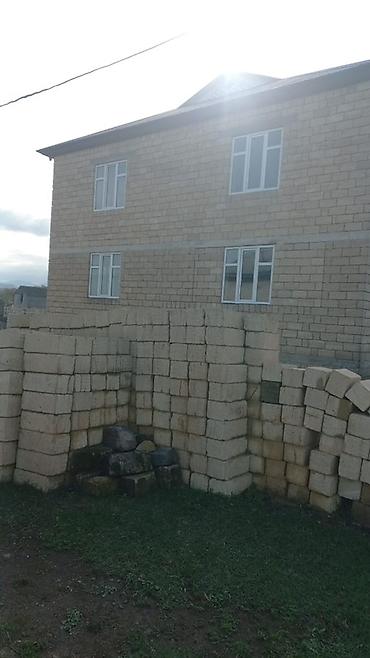 afreym evlər: 5 otaqlı, 400 kv. m, Təmirsiz — 1
