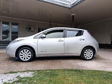 Nissan: Nissan Leaf: 2012 г., 1 л, Автомат, Электромобиль, Универсал — 2