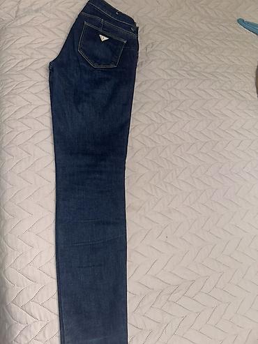 hamile salvari: GUESS qadın cins şalvarı

- Model: GUESS “Curve X” — 1