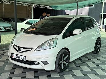 bmw 2008: Honda Fit: 2008 г., 1.5 л, Автомат, Бензин, Хэтчбэк — 2